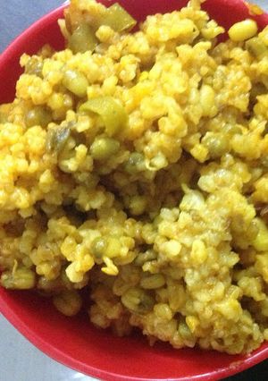 A picture of Fada Ni Khichdi- Microwave Method.