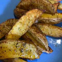 รูปของ Potato Wedges ✨