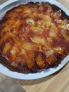 Una foto de Torta invertida de manzana