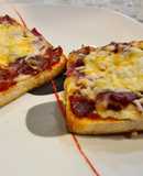 Pizza de jamón serrano con pan de molde