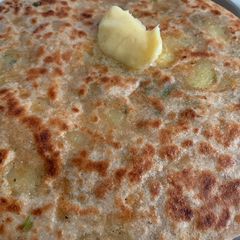A picture of Aloo parantha.