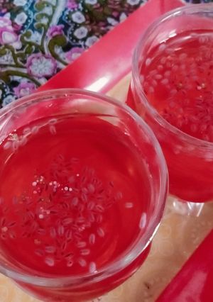 A picture of Street style red juice.