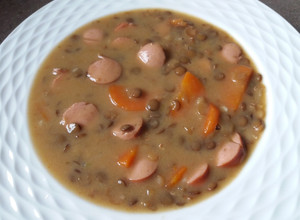 Újévi lencseleves recept fotója