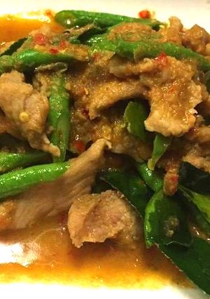 รูปของ หมูผัดพริกถั่ว
