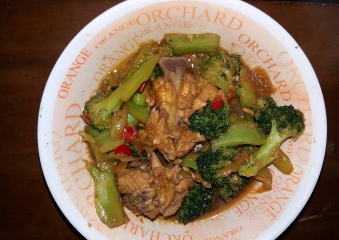Ternyata ini lho! Cara mudah membuat Ayam gongso brokoli khas semarang  lezat