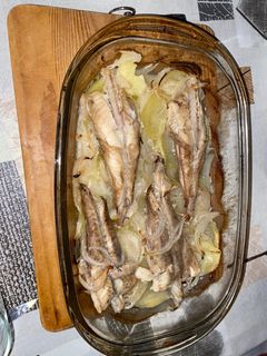 Una foto de Cola de rape al horno con cebolla y patata