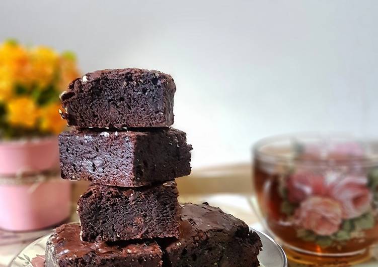 Fudgy cocoa brownies