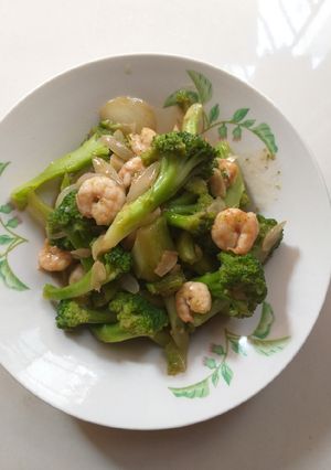 Foto resep Cah brokoli udang saos tiram
