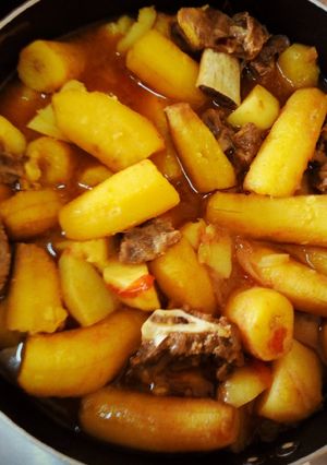 A picture of Matoke.