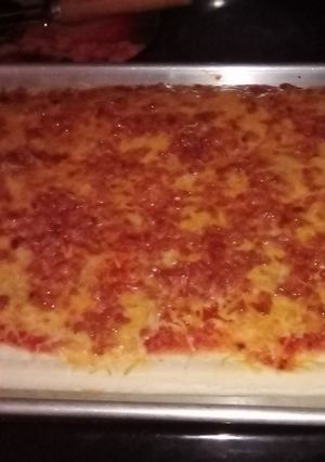 A picture of Bacon 🥓 pizza.