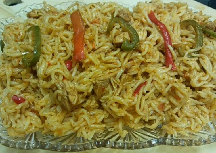 Simple Way to Make Ultimate Maggi Noddles With Chicken