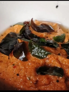 தக்காளி சட்னி(tomato chutney recipe in tamil) செய்முறை முக்கிய புகைப்படம்