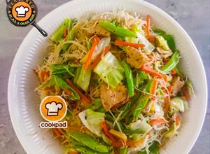 Gambar Bihun Goreng Filipina (Filipino Pancit Bihon)