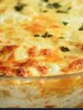 Piept de pui cu cartofi, legume și sos Bechamel