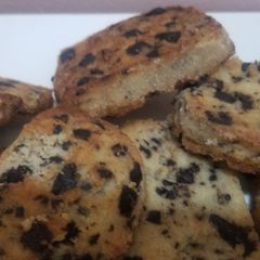 A picture of Crispy chocolate cookies.