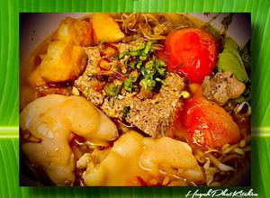 Hình của món Bún Riêu Cua Đồng Giò Heo.