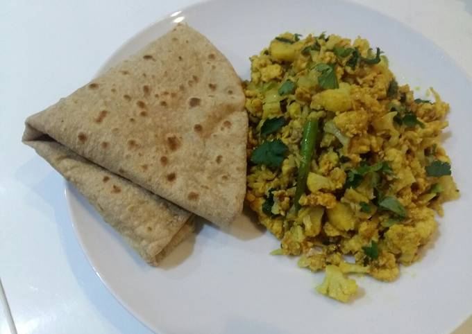 GOBHI QEEMA (CAULIFLOWER WITH CHICKEN MINCE)