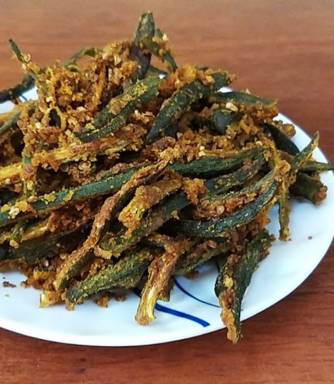 Vaginadan oqindi korinadi Vaginadan oqindi korinadi