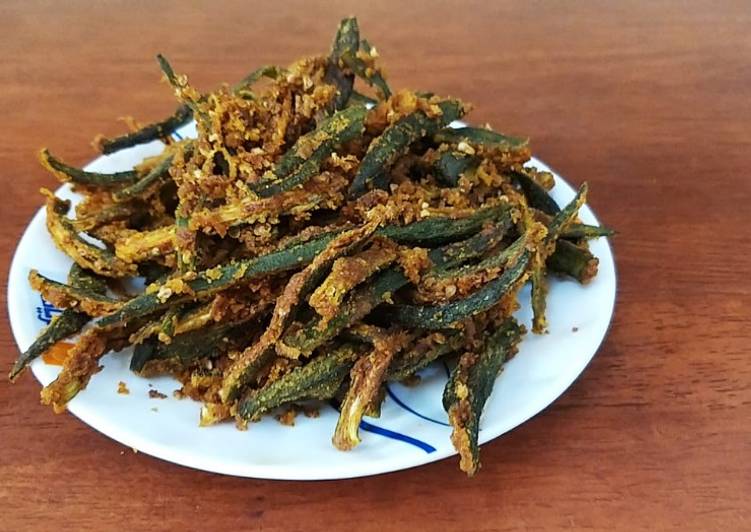 Recipe of Super Quick Homemade Kurkuri bhindi in microwave