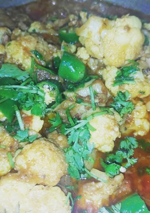 A picture of Gobhi gosht /mutton with cauliflower.