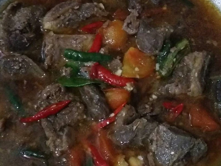 Cara Mudah Menyiapkan Resep Asem-asem daging Anti Ribet, Enak Banget