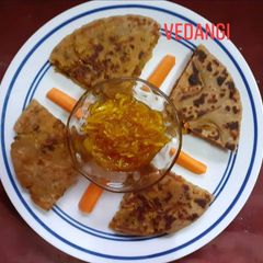 A picture of Sprouts paratha.