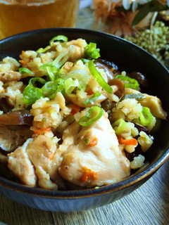【清冰箱料理】雞肉雜炊飯 的食譜成品照片