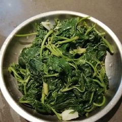 A picture of Talbos ng Kamote.