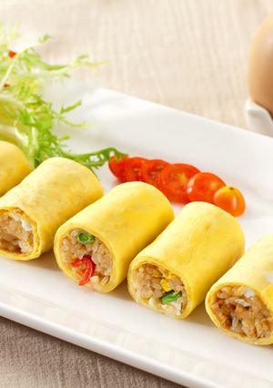 蛋包炒飯捲 的食譜成品照片
