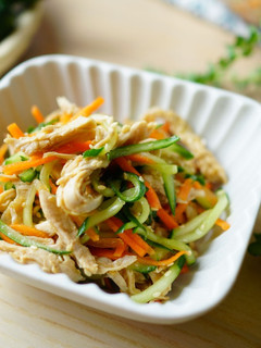 包準開胃涼拌小菜~涼拌雞絲!(食譜影片) 的食譜成品照片