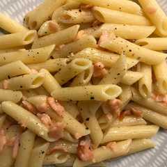 Foto di Pennette al salmone affumicato bio e curcuma khmer