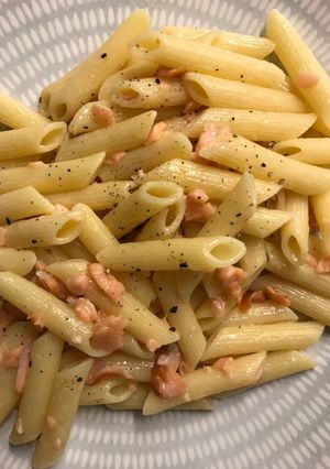 Foto di Pennette al salmone affumicato bio e curcuma khmer