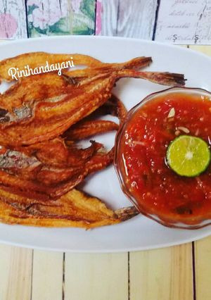 Foto resep Ikan Asin dan Sambal Terasi