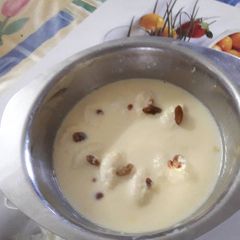 A picture of Rasmalai.