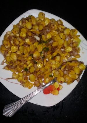 A picture of Yummy sweet corn chat.
