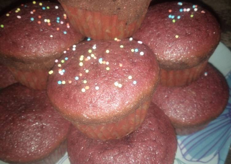 Steps to Make Award-winning Red velvet cupcakes