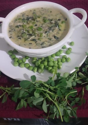 A picture of Methi Malai Matar.