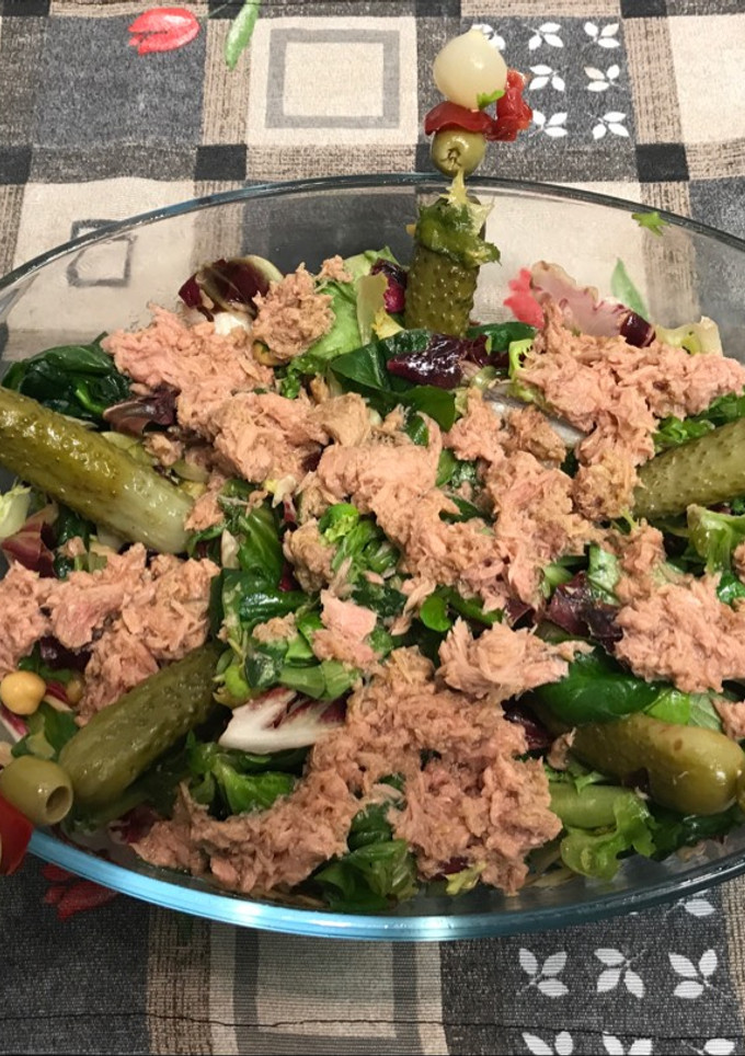Una foto de Ensalada fresca de Atún