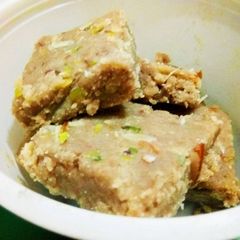 A picture of Besan Barfi.