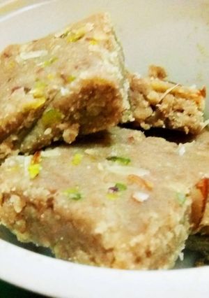 A picture of Besan Barfi.