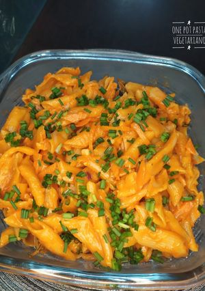 Una foto de One pot pasta vegetariano