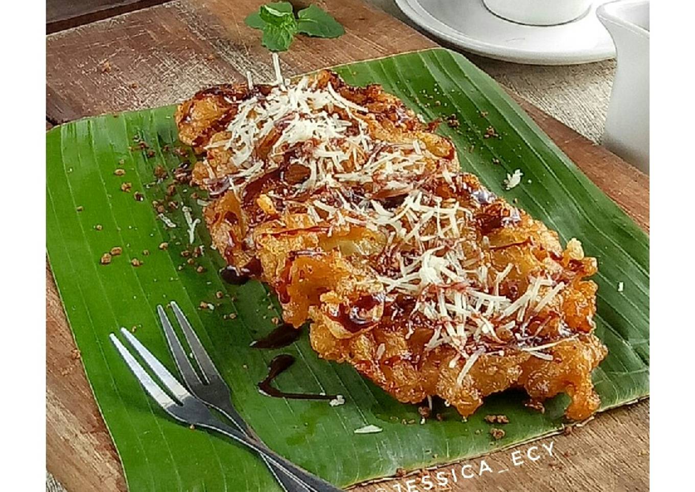 Pisang Goreng Coklat Keju Krispi