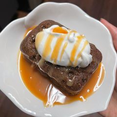 A picture of Hojicha sticky date pudding.