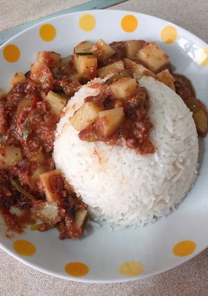 Hình của món Cơm khoai tây thịt bằm.
