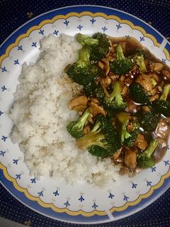 A picture of Chicken Broccoli.