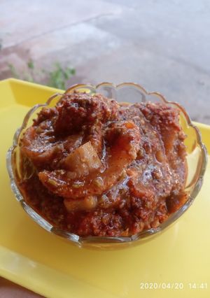A picture of Nimbu mirchi ka aachaar.