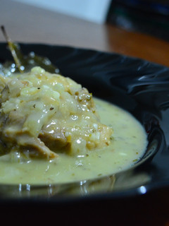Una foto de Pollo guisado en salsa