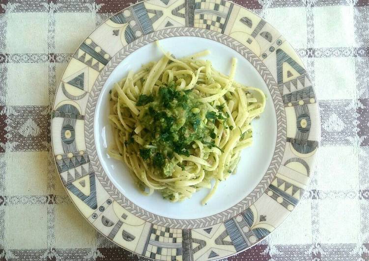 Pasta pancetta e crema di zucchine