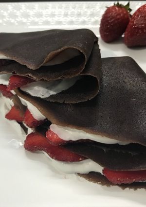 A picture of Eggless crêpes breakfast.