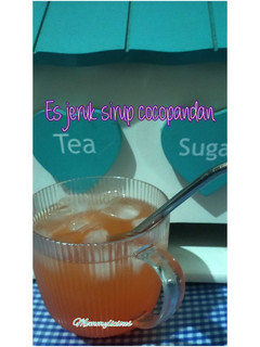Foto resep Es Jeruk Sirup Cocopandan Mommylicious
